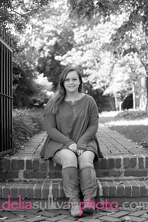 KateL.57337-bw