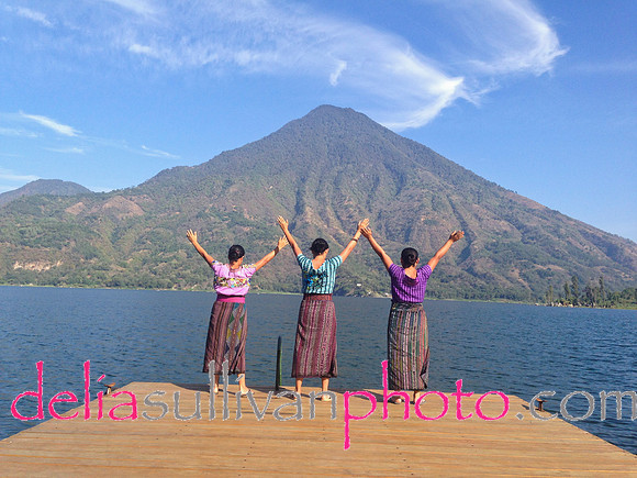 guate girls YOGA 2014 tadasana