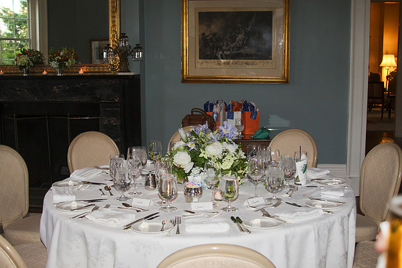 farmington dinner table
